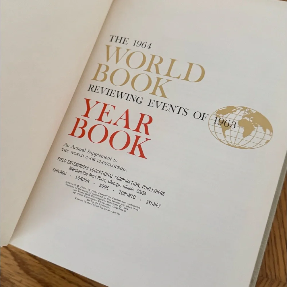 The World Book Year Book 1964 - Black and White Edition